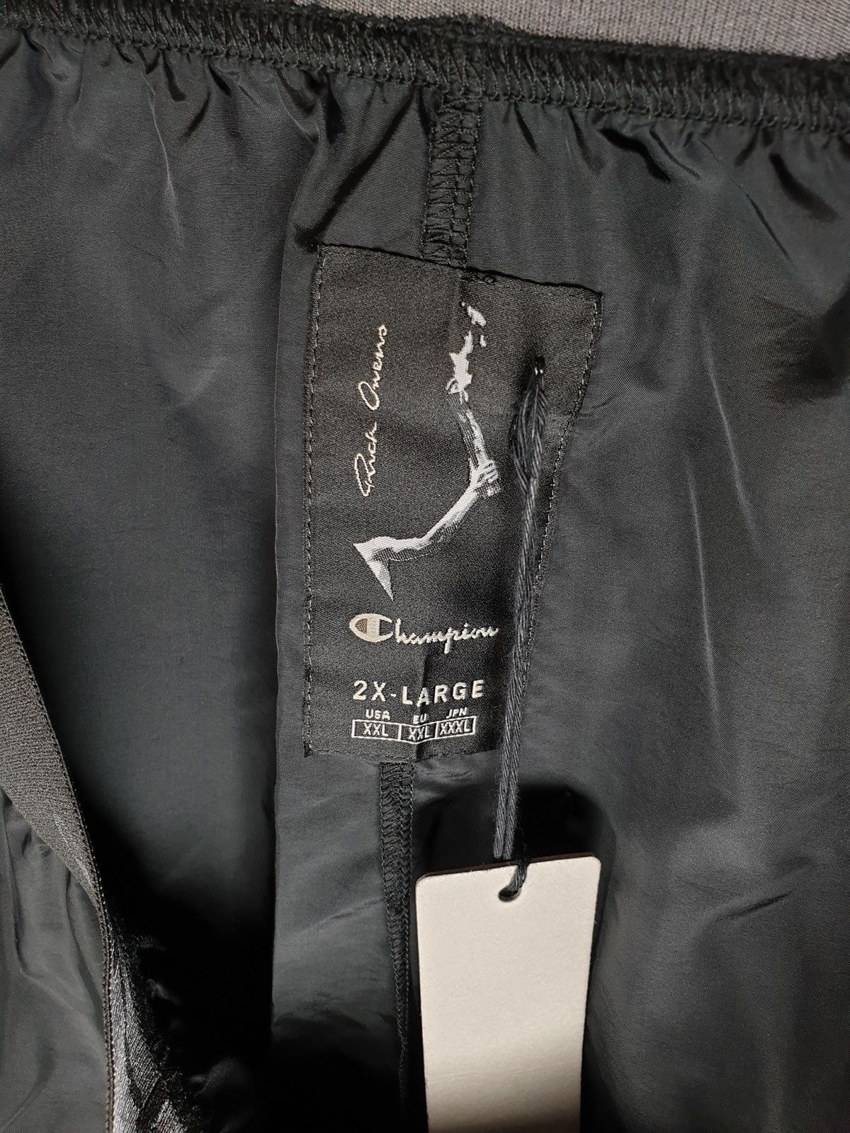 Rick Owens Rick Owens Reverse Weave Light Nylon track pant Size US 36 / EU 52 - 6 Thumbnail