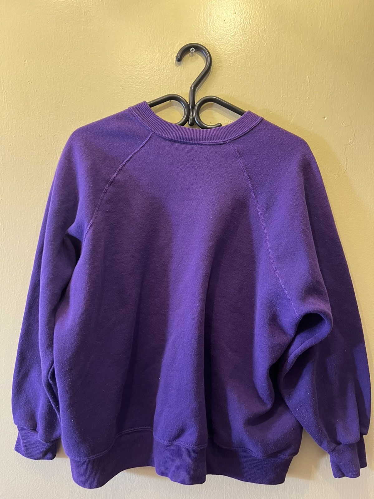 Other Vintage 80s Purple Blank Faded Crewneck Size US M / EU 48-50 / 2 - 4 Thumbnail
