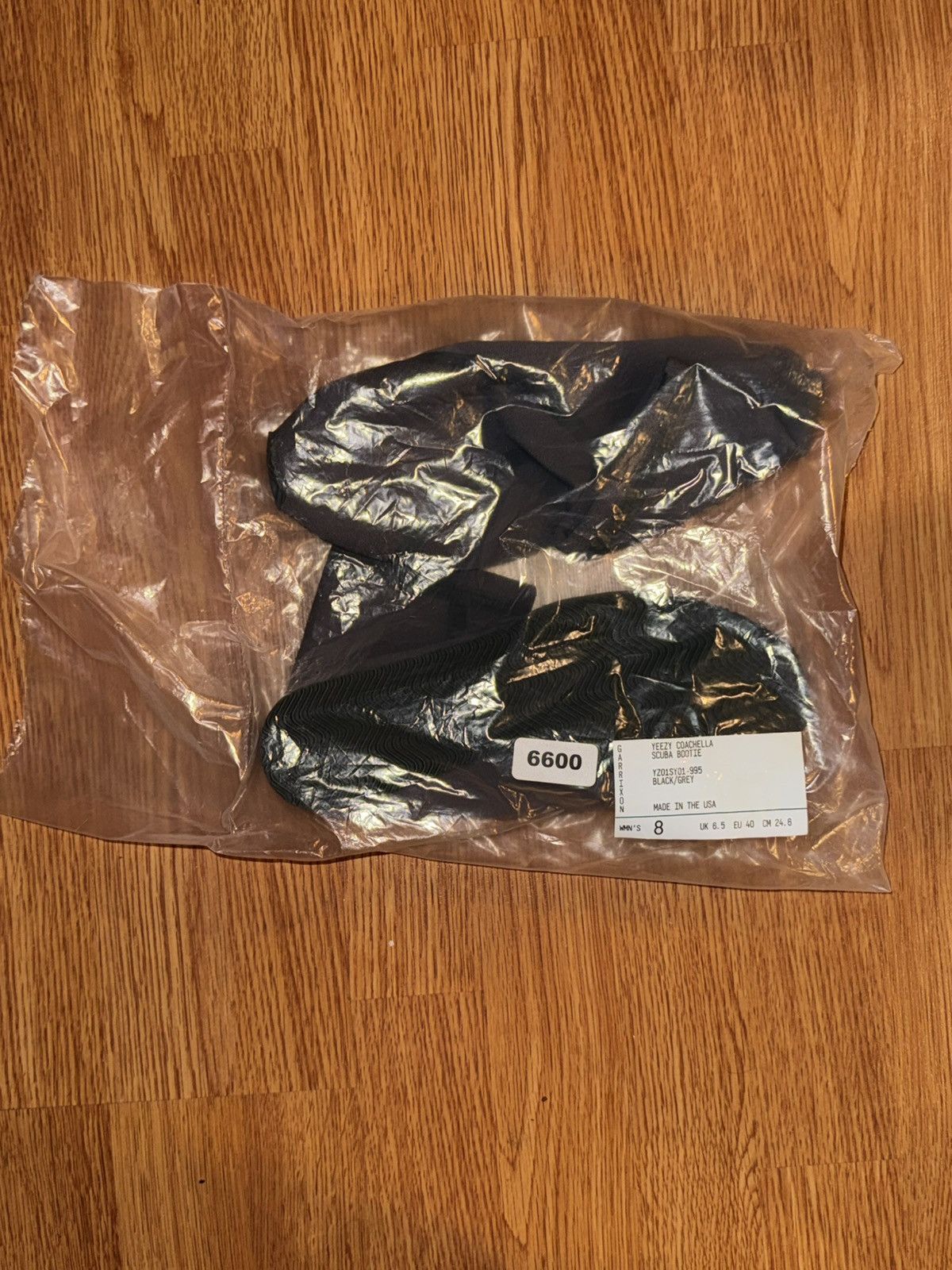 Yeezy Yeezy Scuba Rare Coachella Era Size US 8.5 / EU 41-42 - 1 Thumbnail