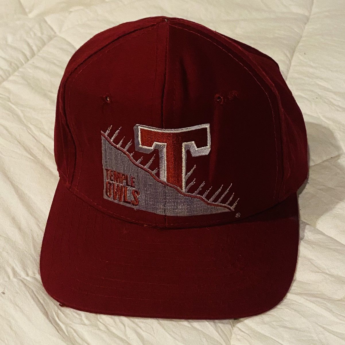 Vintage Vintage Temple University Owls Burgundy SnapBack Hat Size ONE SIZE - 2 Thumbnail