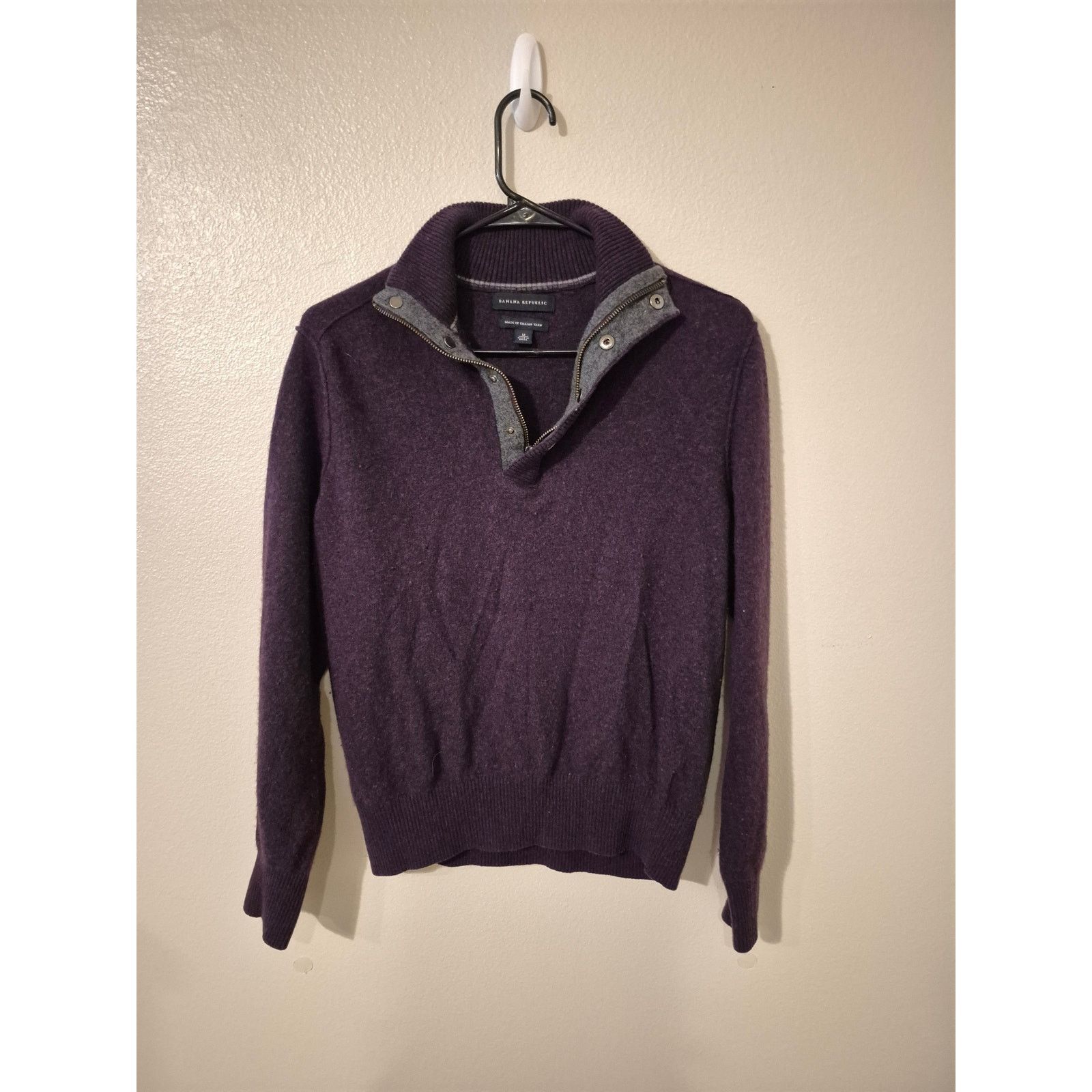 Banana Republic Banana Republic Mens Italian Yarn Snap-Neck Pullover Sweater Size US M / EU 48-50 / 2 - 1 Thumbnail