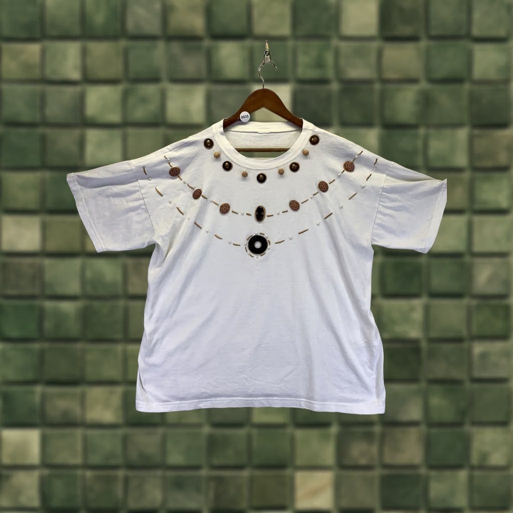 Vintage VINTAGE Gel Art Beaded Womens Handmade T Shirt-8935 Shirt Womens XL White Beaded Art 90s Ceramic? Size XL / US 12-14 / IT 48-50 - 1 Thumbnail