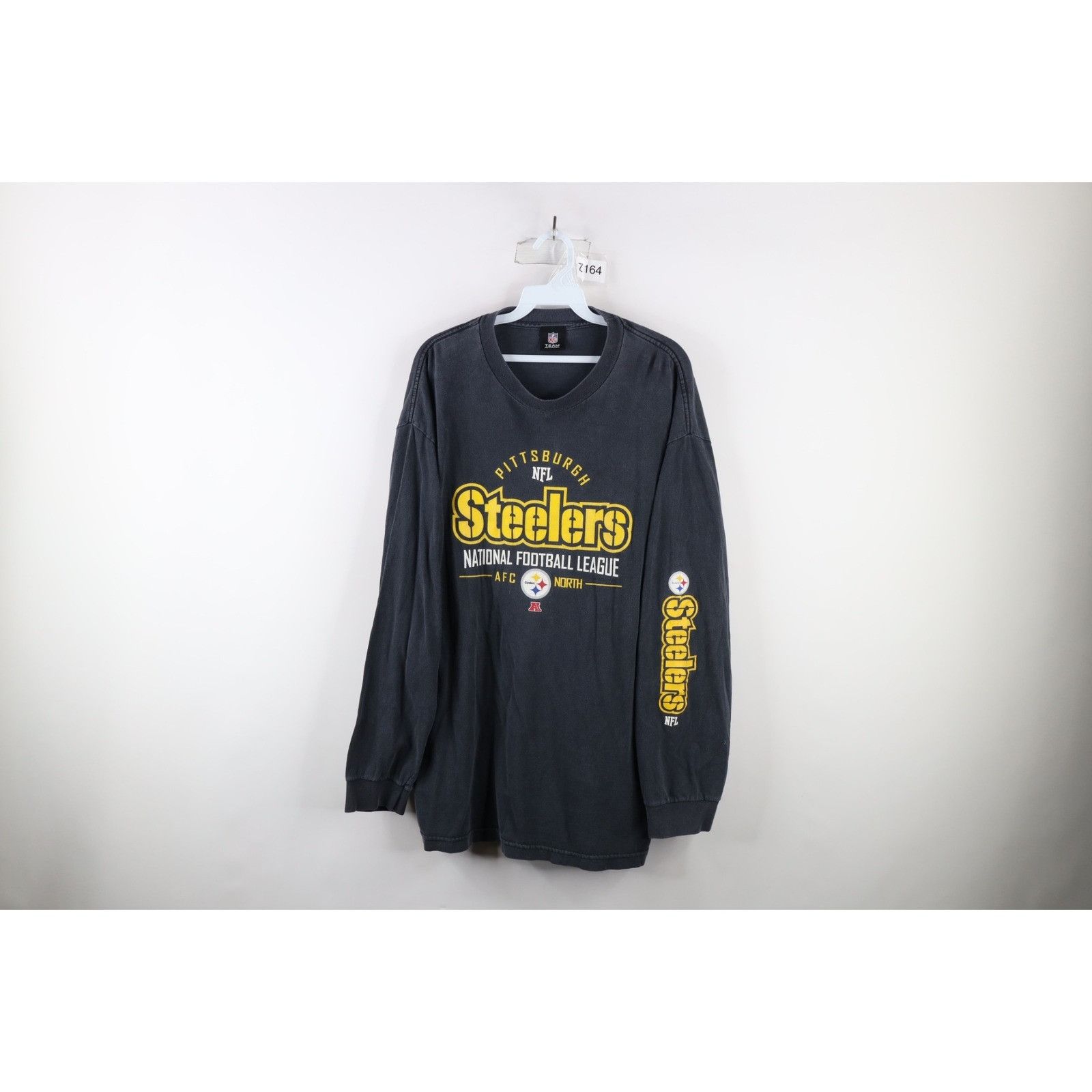 Vintage Vintage Faded Spell Out Pittsburgh Steelers Football T-Shirt Size US XL / EU 56 / 4 - 1 Thumbnail