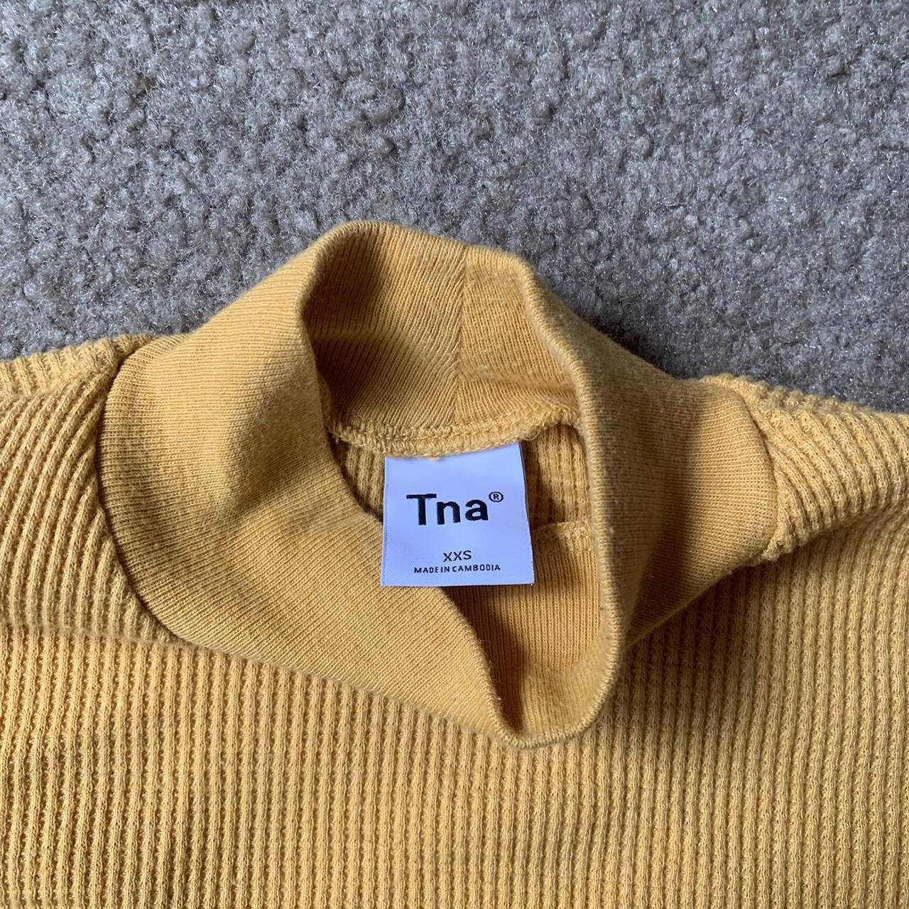 Aritzia Aritzia Waffle Texture Longsleeve Crop Size XXS / US 00 / IT 34 - 2 Thumbnail