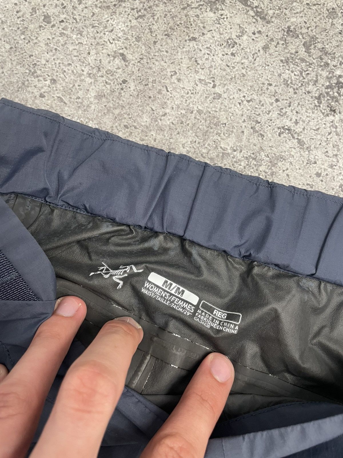 Arc'teryx Vintage Arcteryx Ski Pants Gore Tex Size US 32 / EU 48 - 14 Thumbnail
