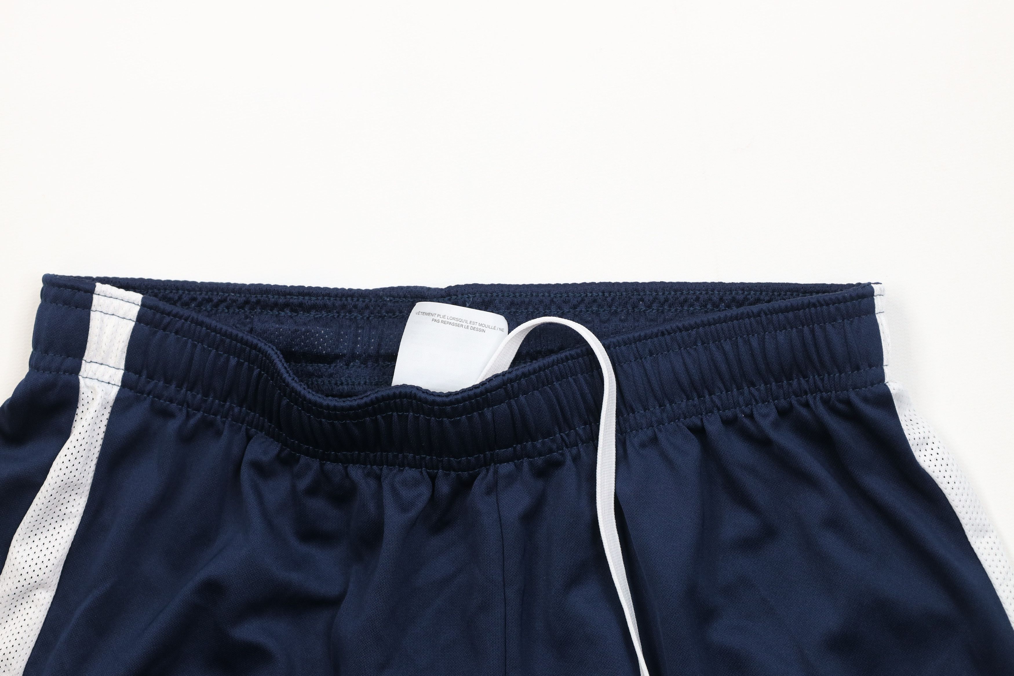 Nike Vintage Y2K Nike Mini Swoosh Running Jogging Soccer Shorts Size US 32 / EU 48 - 2 Thumbnail