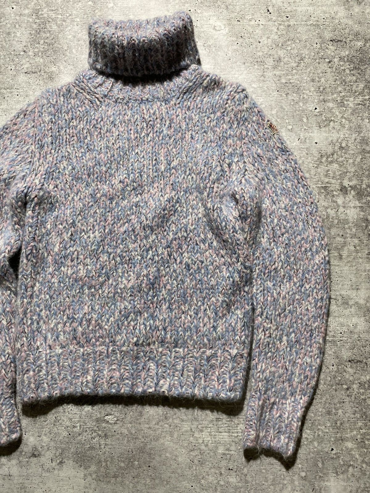 Moncler MONCLER ALPAKA KNIT SWEATER Size M / US 6-8 / IT 42-44 - 8 Thumbnail
