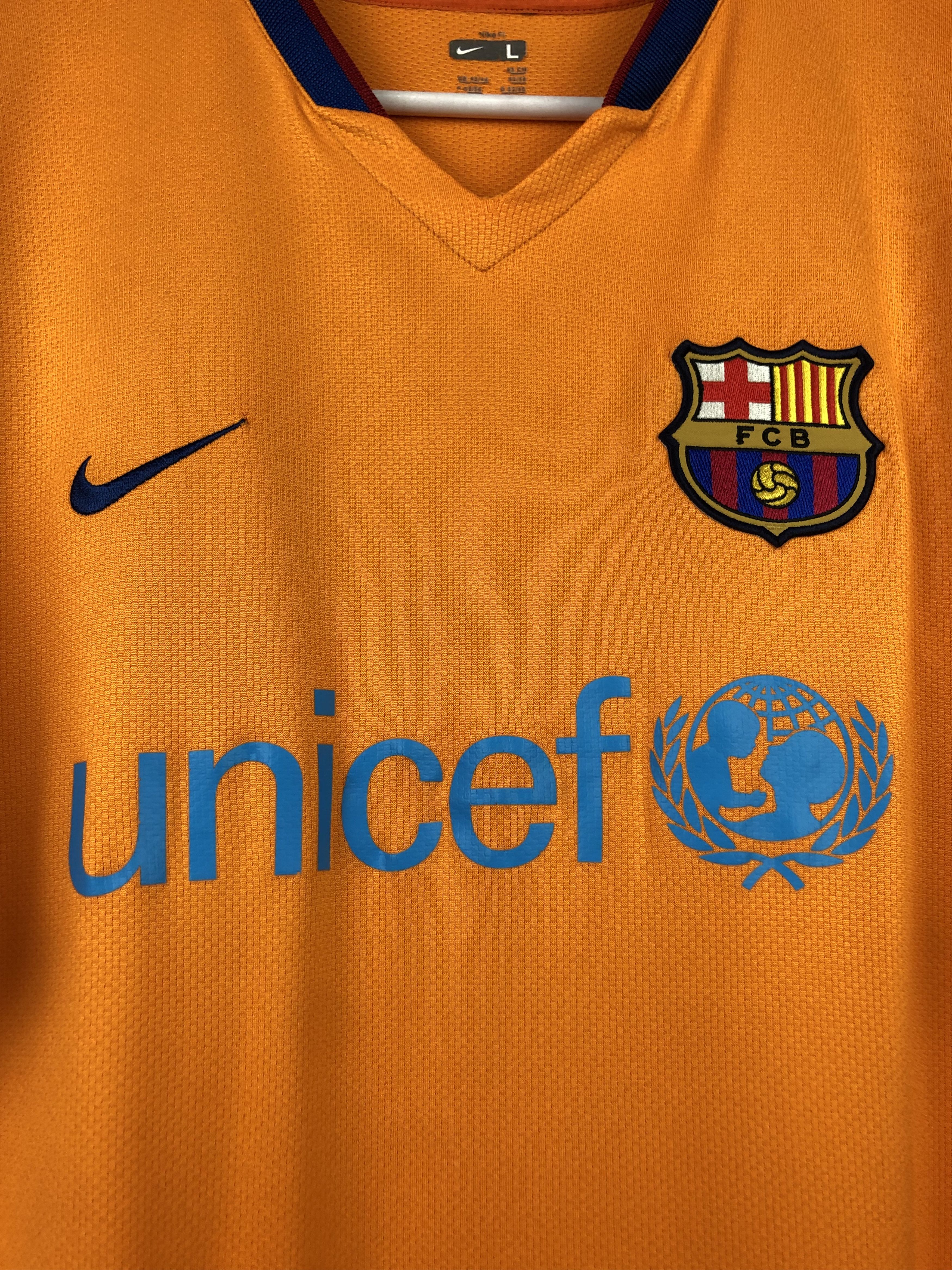 Nike Barcelona football shirt 2006 Soccer Nike Jersey Camiseta Size US L / EU 52-54 / 3 - 5 Thumbnail