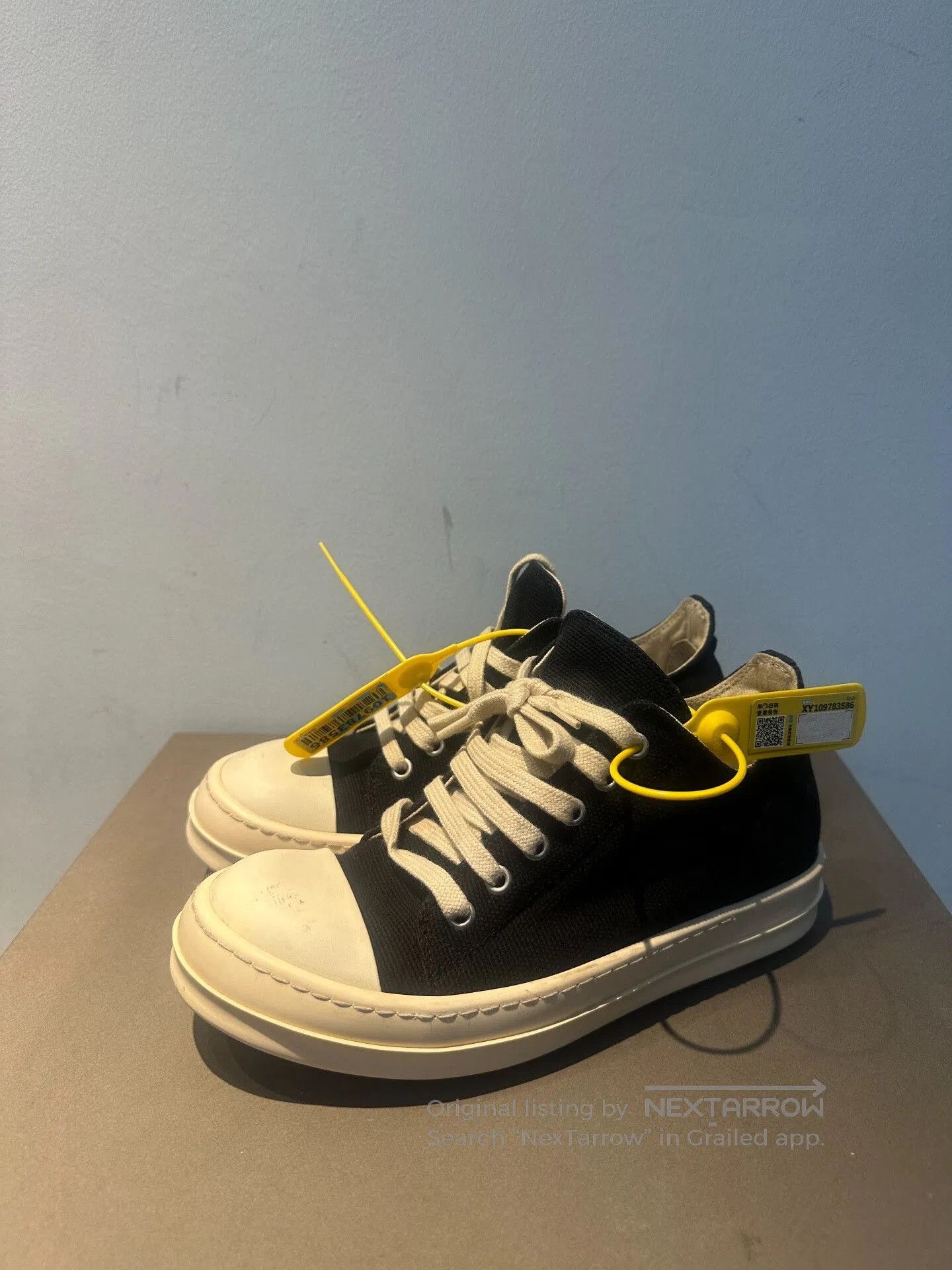 Rick Owens Rick Owens Low-Top Canvas Sneakers. Size US 6 / IT 36 - 1 Thumbnail