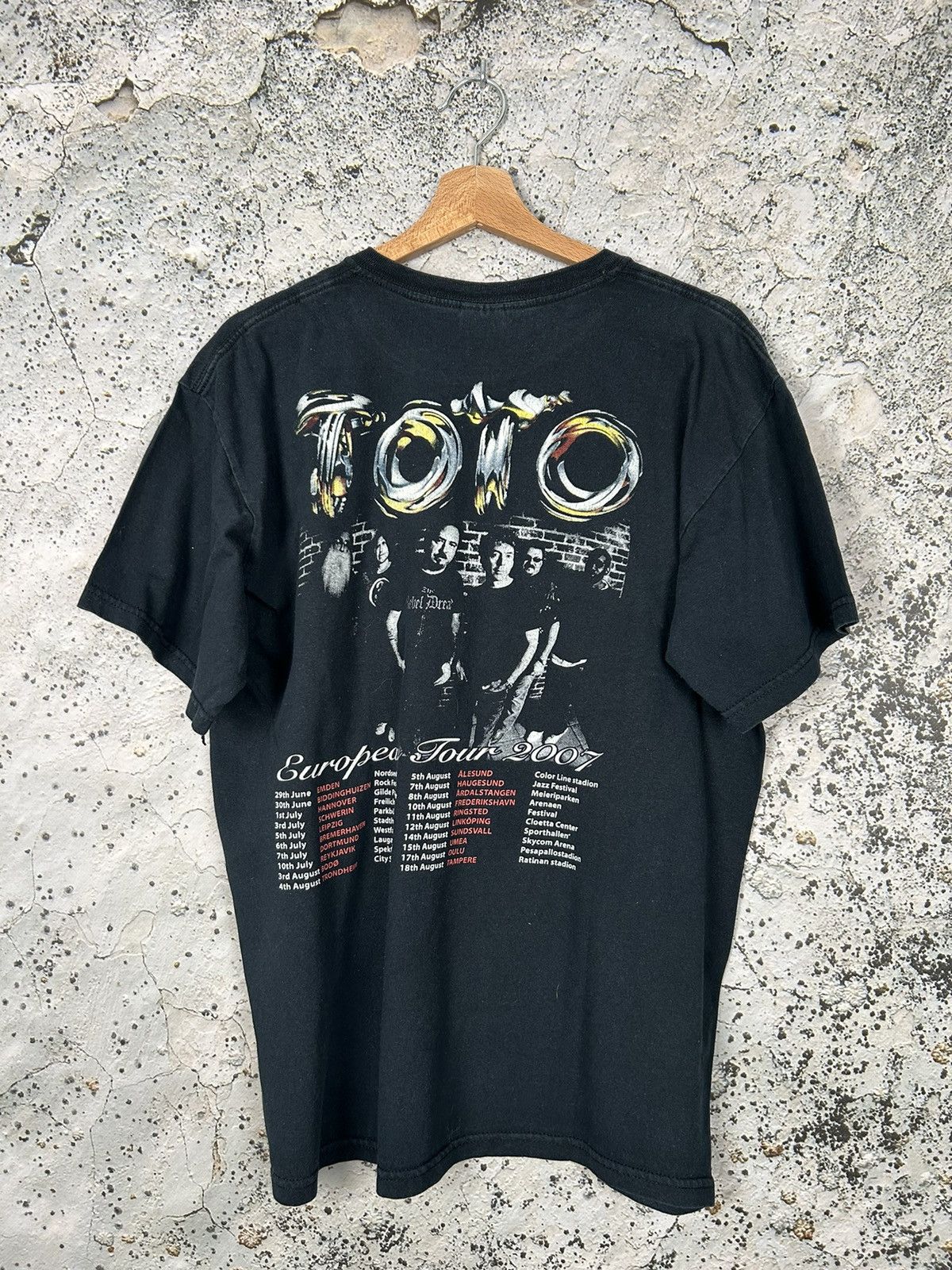 Band Tees Vintage Toto Europe Tour 2007 Rock Band Tee Hype Metal Size US L / EU 52-54 / 3 - 1 Thumbnail