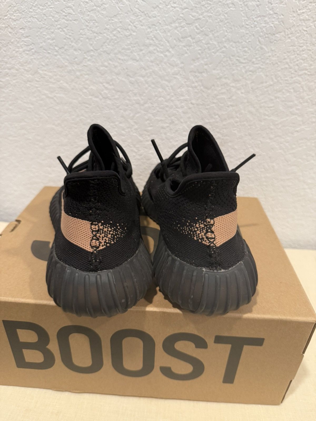Adidas Yeezy Boost 350 V2 Copper Size US 10 / EU 43 - 4 Thumbnail