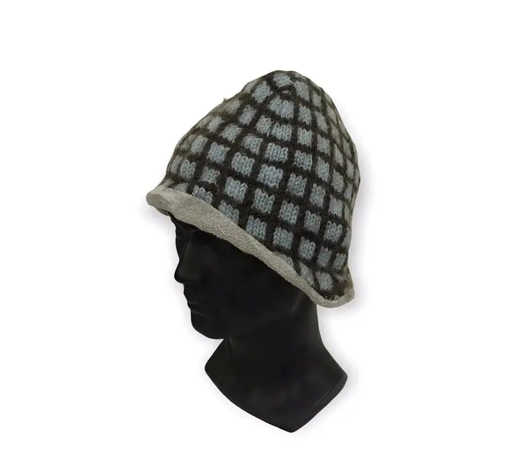 Japanese Brand Maniyak Knitwear London Beanie Hat Size ONE SIZE - 1 Thumbnail