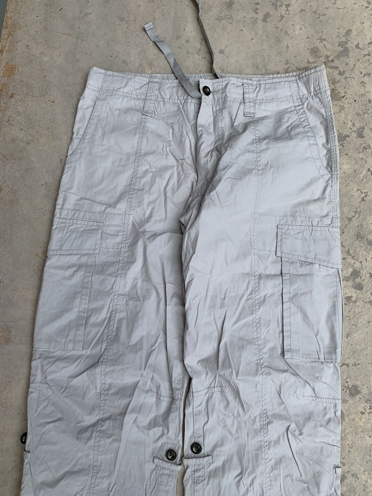 Japanese Brand Japanesebrand Uniqlo Parachute Cargo Baggy Pant Size US 34 / EU 50 - 3 Thumbnail