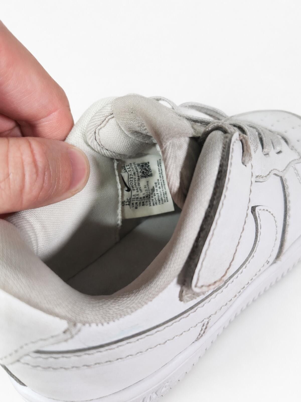 Nike Nike Air Force 1 White Kids Leather Sneakers Size 12C Size US 5 / EU 37 - 9 Thumbnail