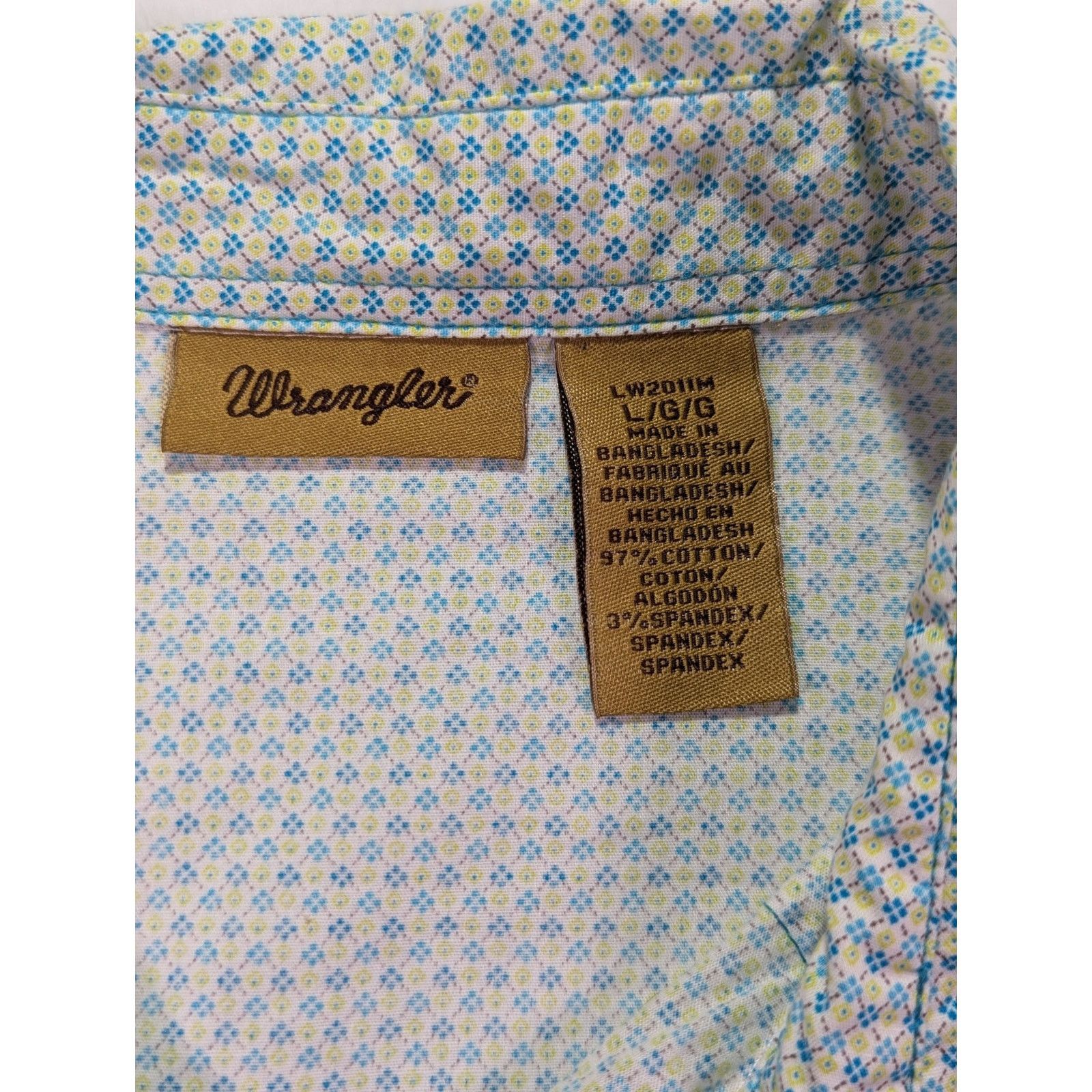 Wrangler Size L Western Style Pearl Snap Blue Geo/Floral Long Sleeve Size L / US 10 / IT 46 - 7 Thumbnail