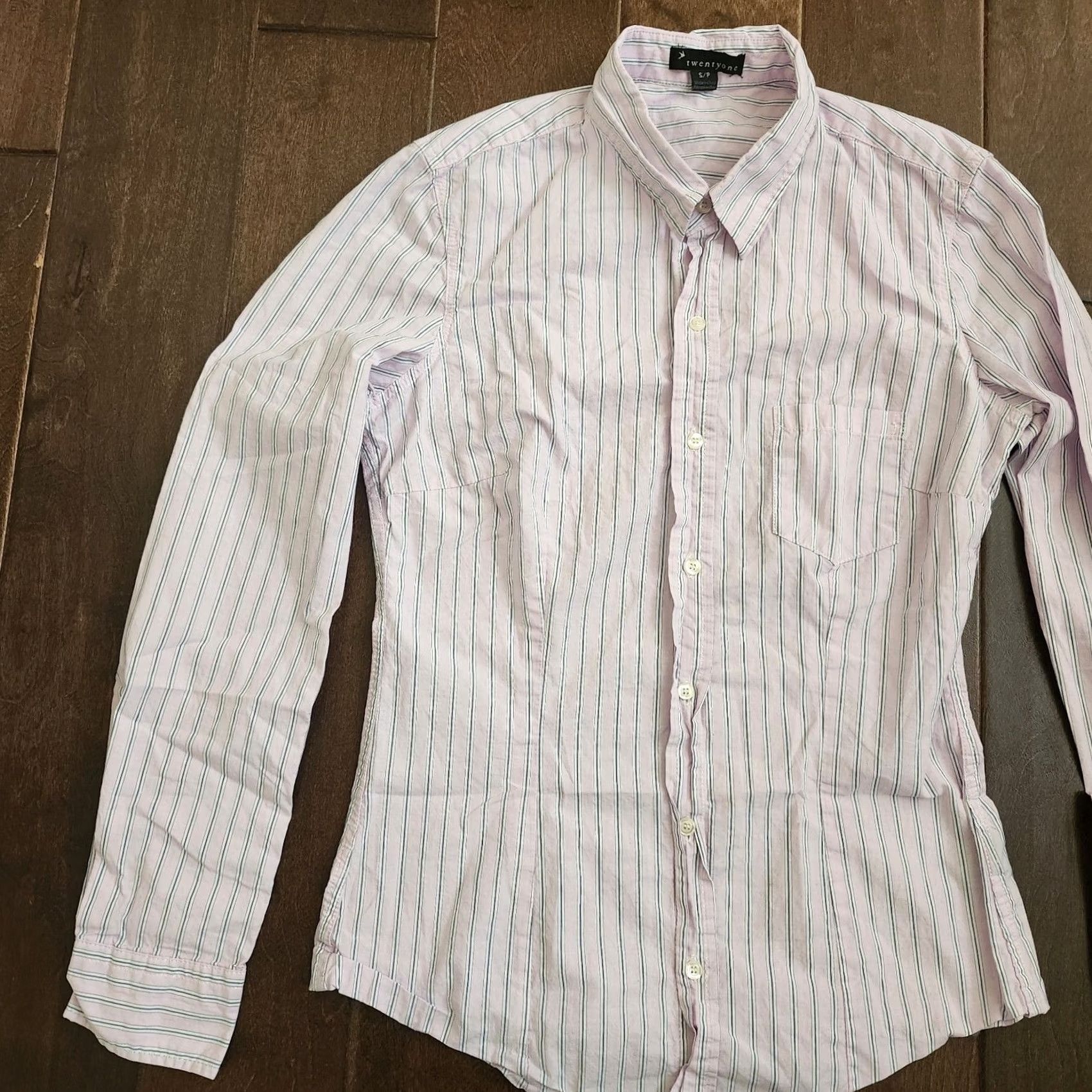 Forever 21 Forever21 Striped Button-Up Dress Shirt S/P Womens Shirt Long Sleeve Multicolor Casual Travel Business Party/Cocktail Spring Fall Winter Mens Girls Size S / US 4 / IT 40 - 3 Thumbnail