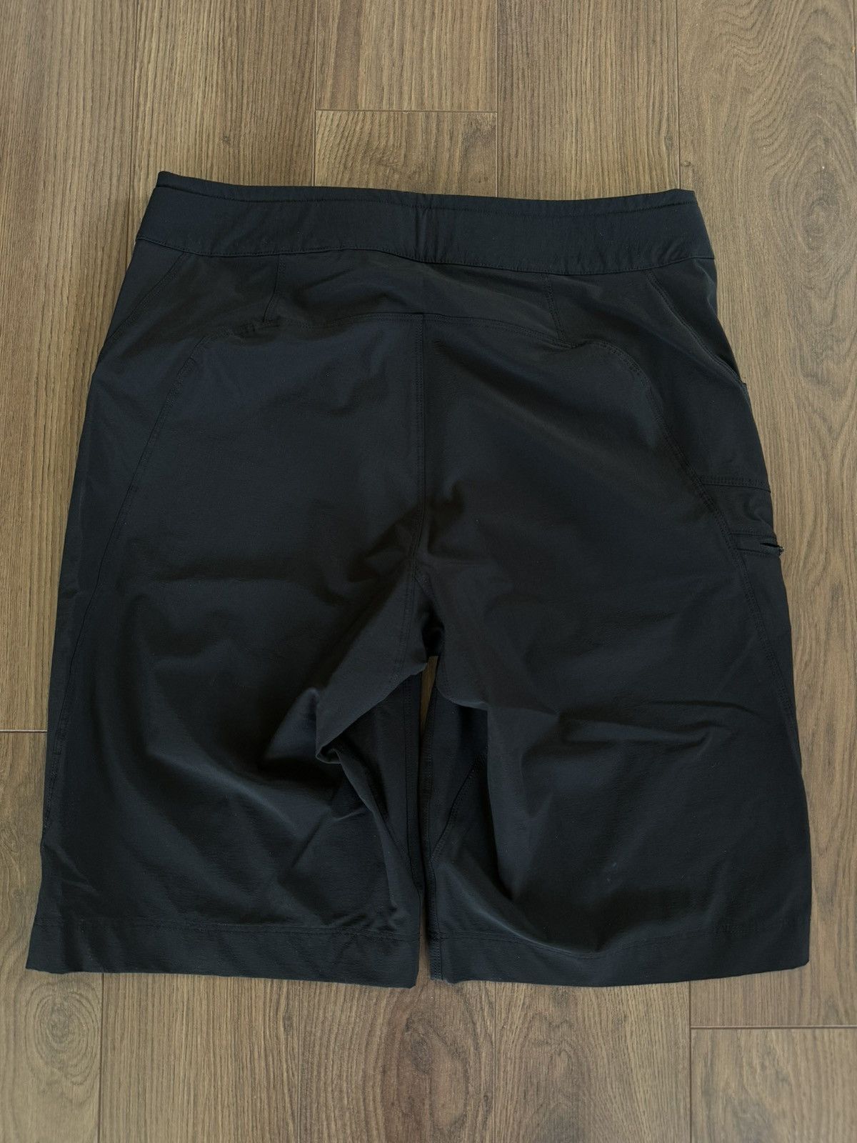 Arc'teryx Arc’teryx Lefroy Black Shorts Size US 28 / EU 44 - 7 Thumbnail