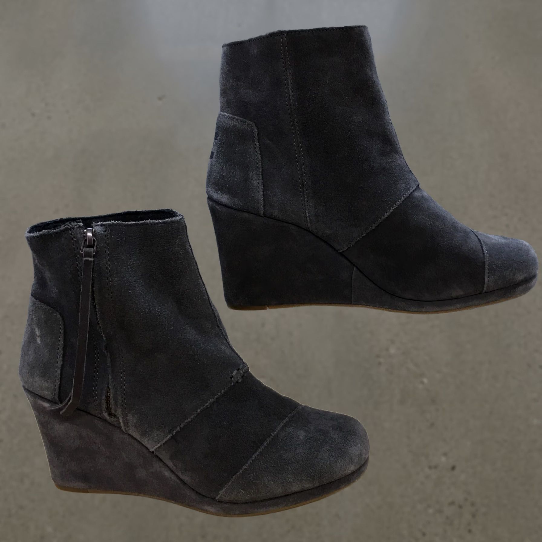 Toms TOMS Boots Womens 9 Ankle Booties Wedge Heels Casual Gray Leather Zipper Bootie Mens, Womens, Girls Size US 9 / IT 39 - 1 Thumbnail