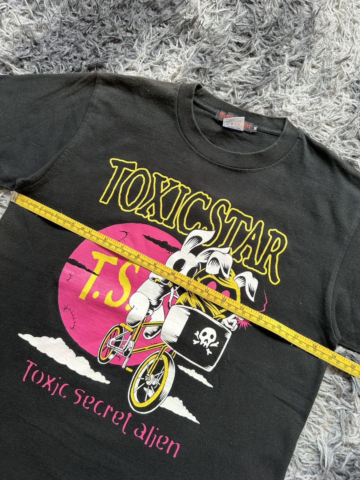 Beauty Beast 2000s Toxic Star cyberpunk tee Size US M / EU 48-50 / 2 - 11 Thumbnail