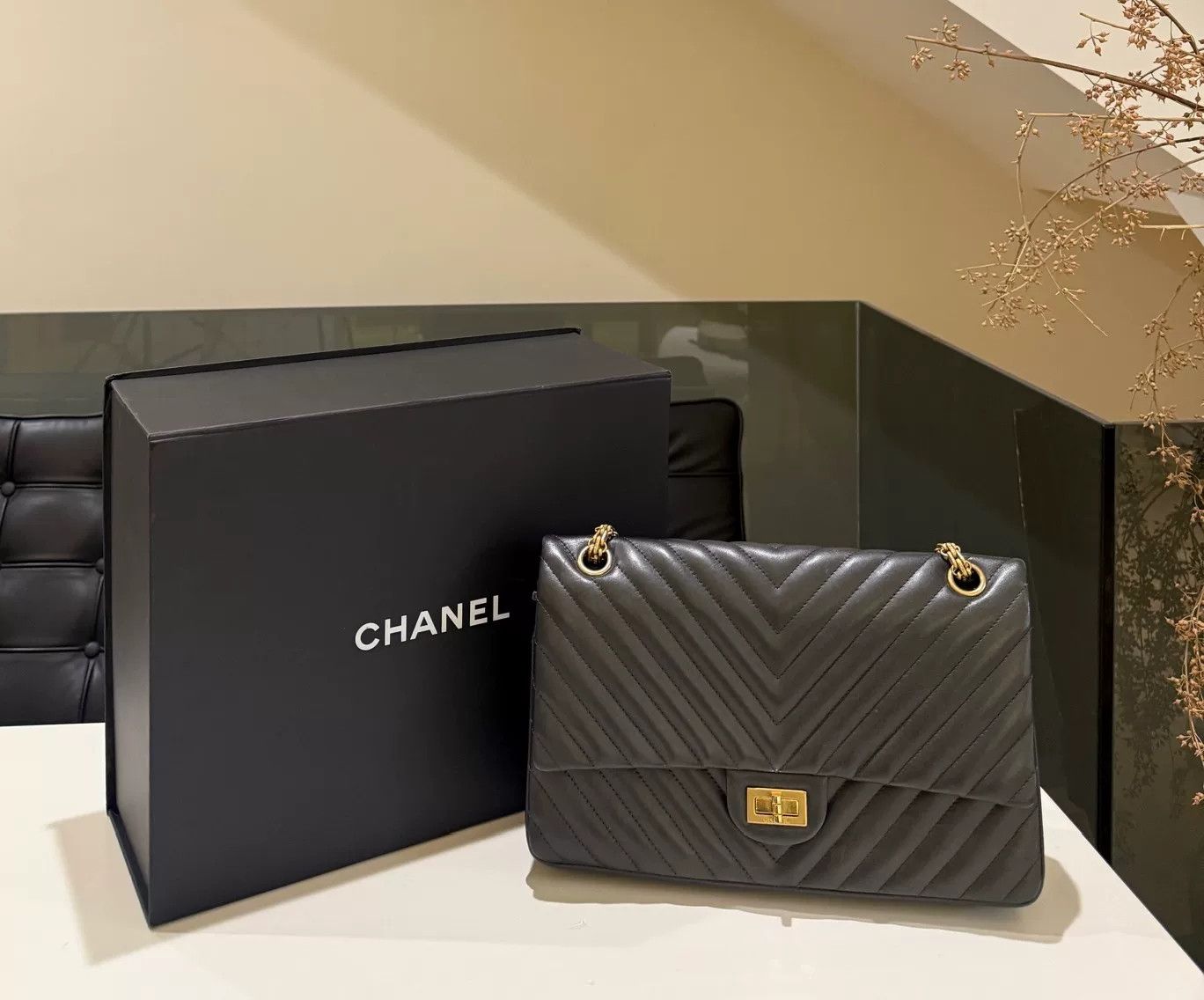 Chanel Pre-loved Bag Very good condition Size ONE SIZE - 1 Thumbnail