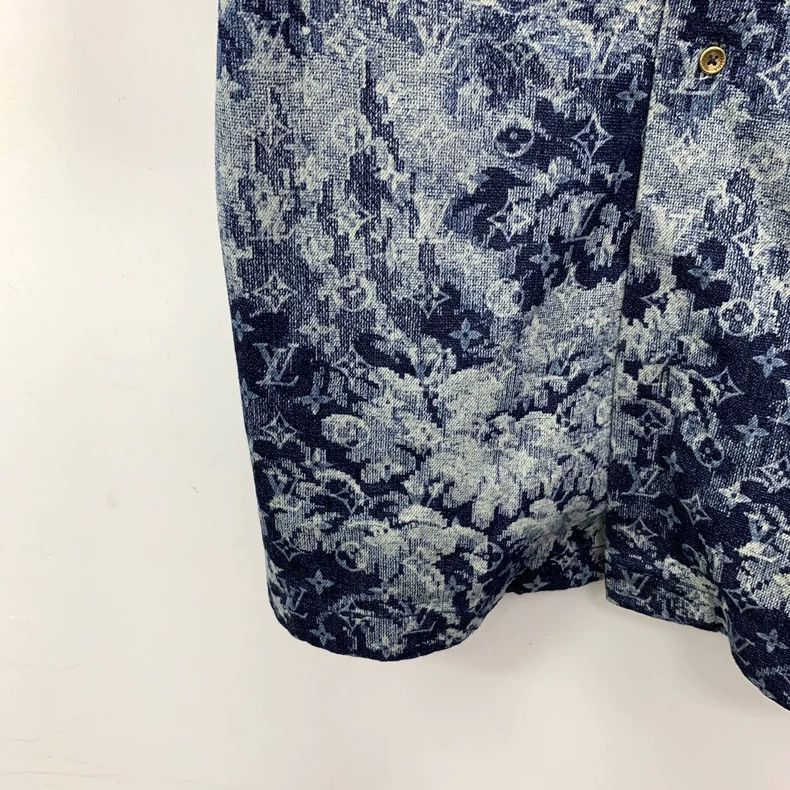 Louis Vuitton Louis Vuitton Blue floral logo full print cotton lapel sin Size US M / EU 48-50 / 2 - 4 Thumbnail