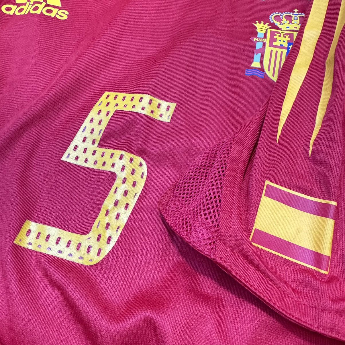 Adidas Spain 04/05 player issue home shirt #5 Puyol Size US L / EU 52-54 / 3 - 4 Thumbnail