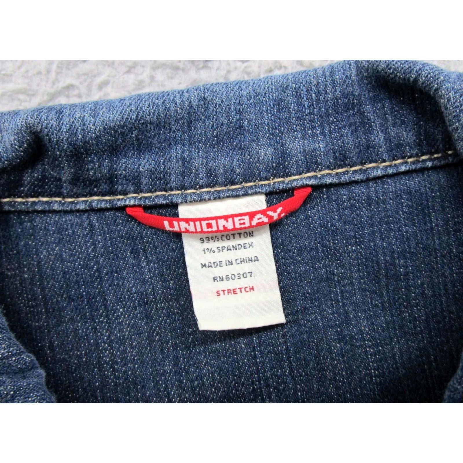 Vintage VINTAGE UNIONBAY Women's Denim Button Up Distressed Jean Jacket XL Read Size 40" / US 18 - 2 Thumbnail