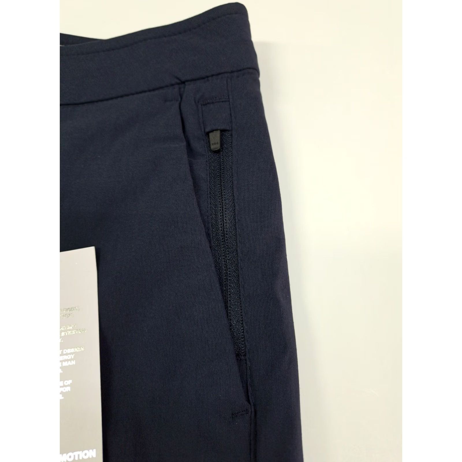DKNY DKNY Men’s Essential Tech Shorts Navy Blue Size 31 Chino Regular Pockets Stretch KnIT 90s NWT Mens Size US 31 - 6 Thumbnail