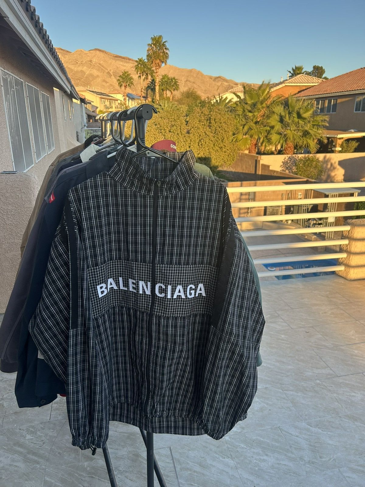 Balenciaga Balenciaga plaid track jacket Size US XL / EU 56 / 4 - 1 Thumbnail