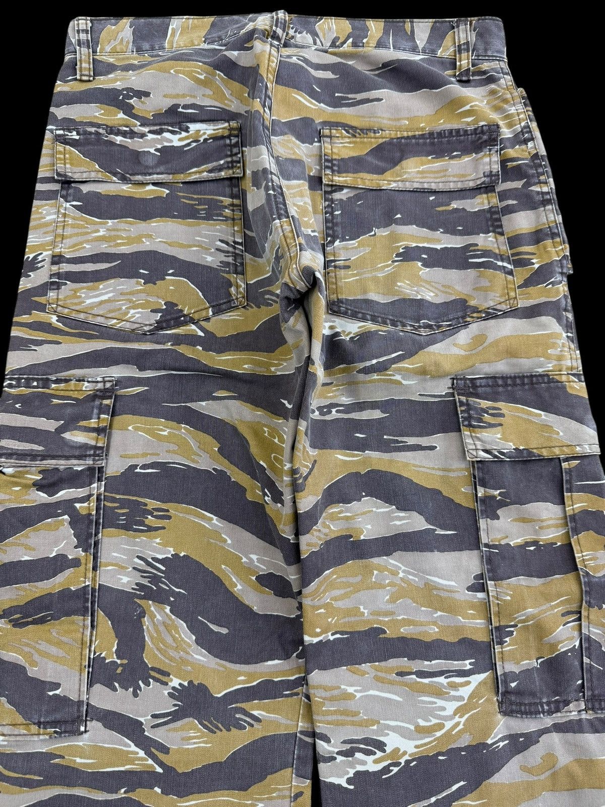 Hysteric Glamour Hysteric Glamour Cargo Tiger Camoflag Pants Size US 30 / EU 46 - 7 Thumbnail
