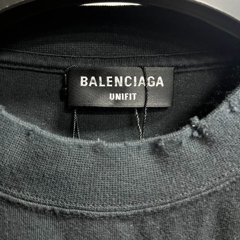 Balenciaga Balenciaga latest black rock band series lightning letter p Size US XXL / EU 58 / 5 - 2 Thumbnail