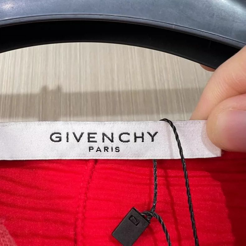 Givenchy Givenchy Destroyed Letter Hoodie 2506-Nextarrow Size US M / EU 48-50 / 2 - 5 Thumbnail