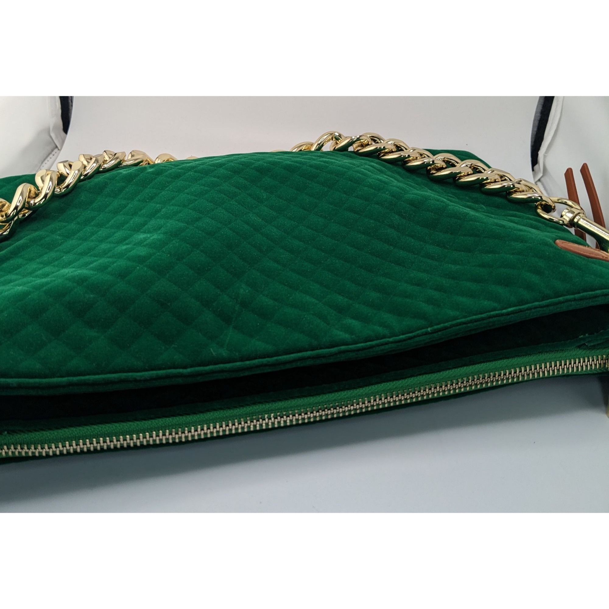 Other Thomas & Lee Company Quilted Green Velvet Shoulder Bag With Size ONE SIZE - 14 Thumbnail