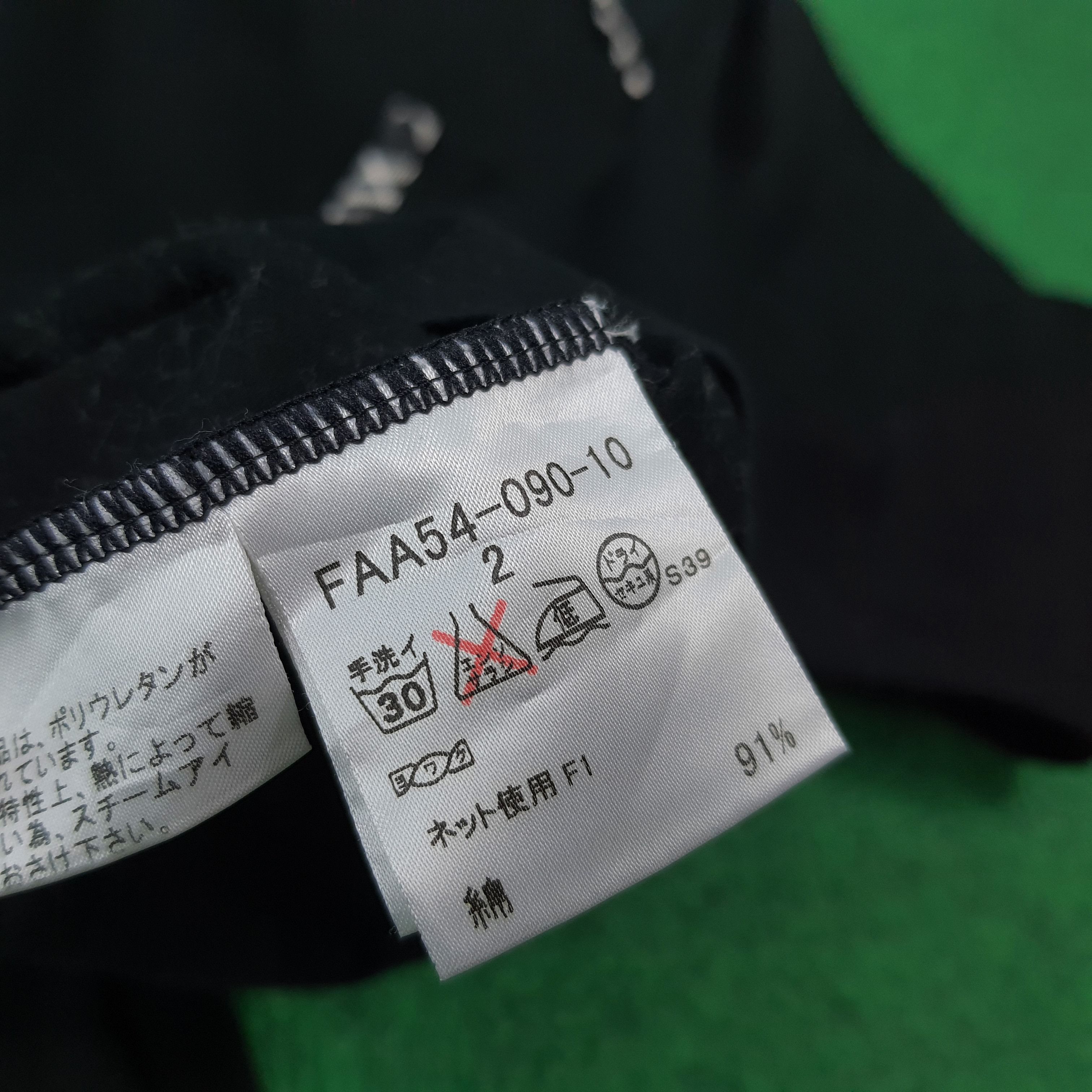 Burberry Burberry Boat Neck Top 3Q Sleeve Custom Logo Tshirt C276N4 Size S / US 4 / IT 40 - 7 Thumbnail