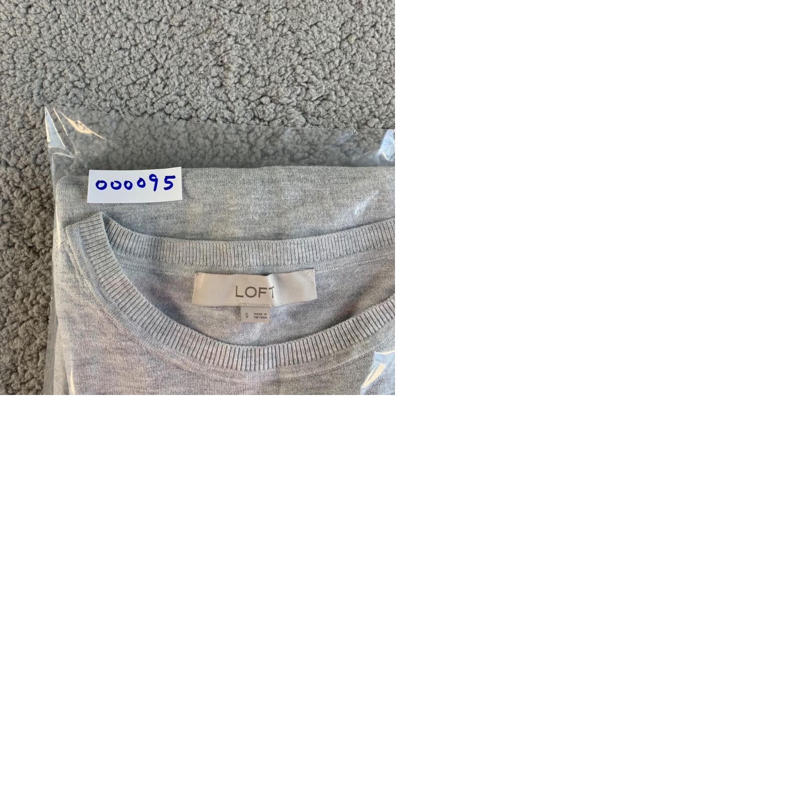 Loft **LOFT Minimalist Neutral Gray Women's Crewneck Long Sleeve Sweater** User: Loft Minimalist Neutral Gray Women's Crewneck Long Sleeve Sweater Size S / US 4 / IT 40 - 9 Thumbnail