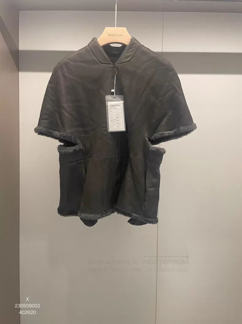 Brunello Cucinelli Brunello Cucinelli Grey-Green Sheepskin Cloak-Style Coat Size XS / US 0-2 / IT 36-38 - 1 Thumbnail