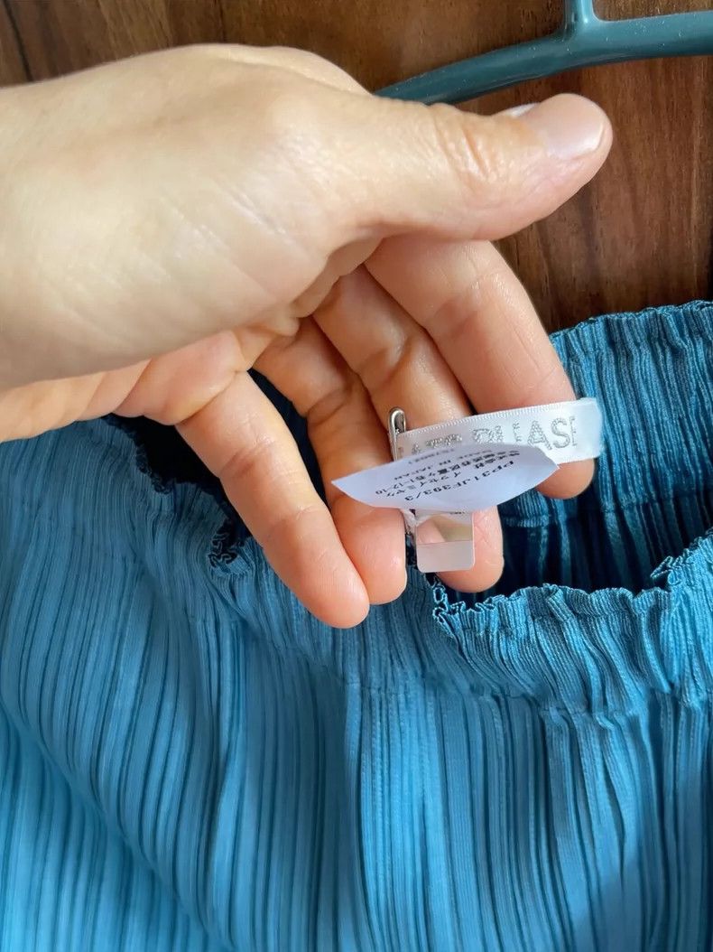 Issey Miyake Issey Miyake size:3 Blue pleated shorts Size 42" / US 20 - 3 Thumbnail