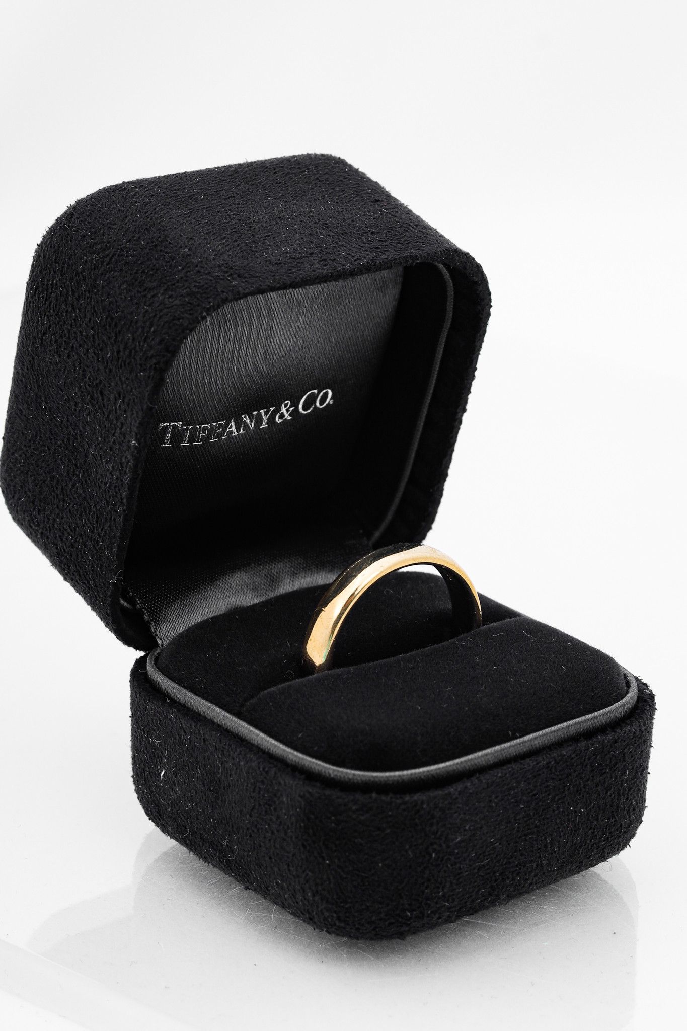 Tiffany & Co. Tiffany & Co. 18k Yellow-Gold Wedding Band Size ONE SIZE - 4 Thumbnail