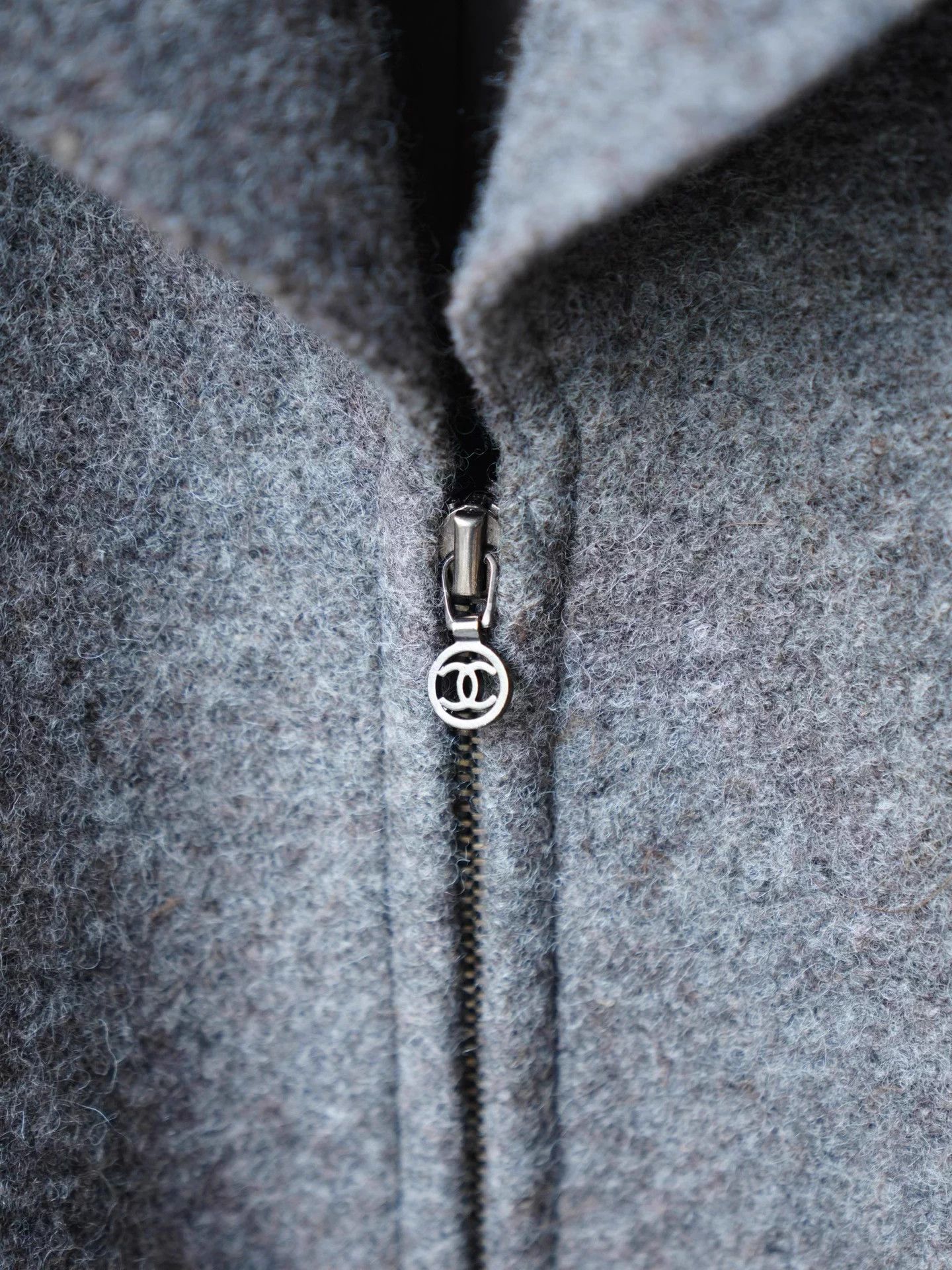 Chanel Chanel 1997 FW Gray Wool Fur Trim Coat Size XS / US 0-2 / IT 36-38 - 8 Thumbnail