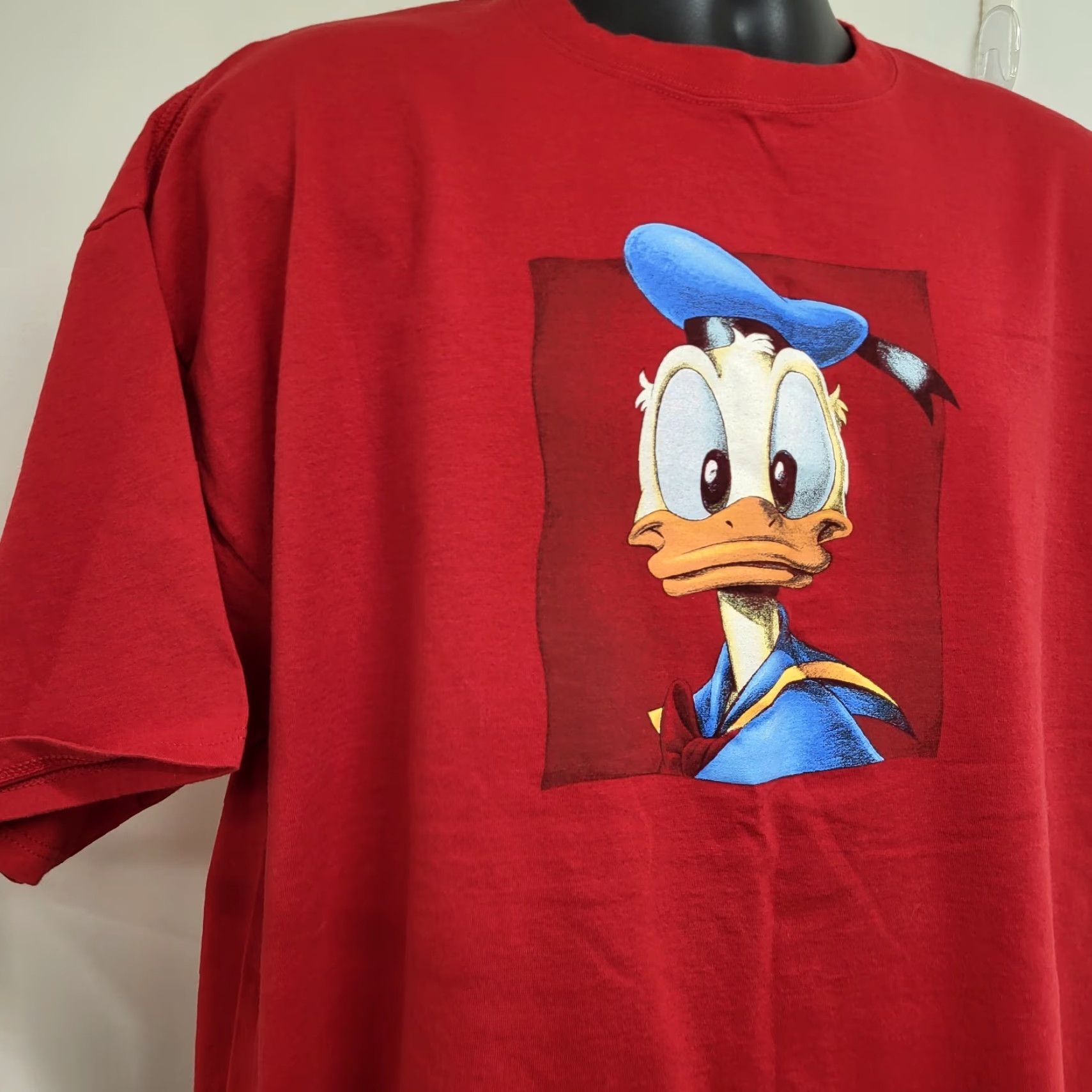 Disney VTG Donald Duck T-Shirt Mens XL Red Disney Store Box Logo Animated 90s Vintage Shirt Size US XL / EU 56 / 4 - 4 Thumbnail