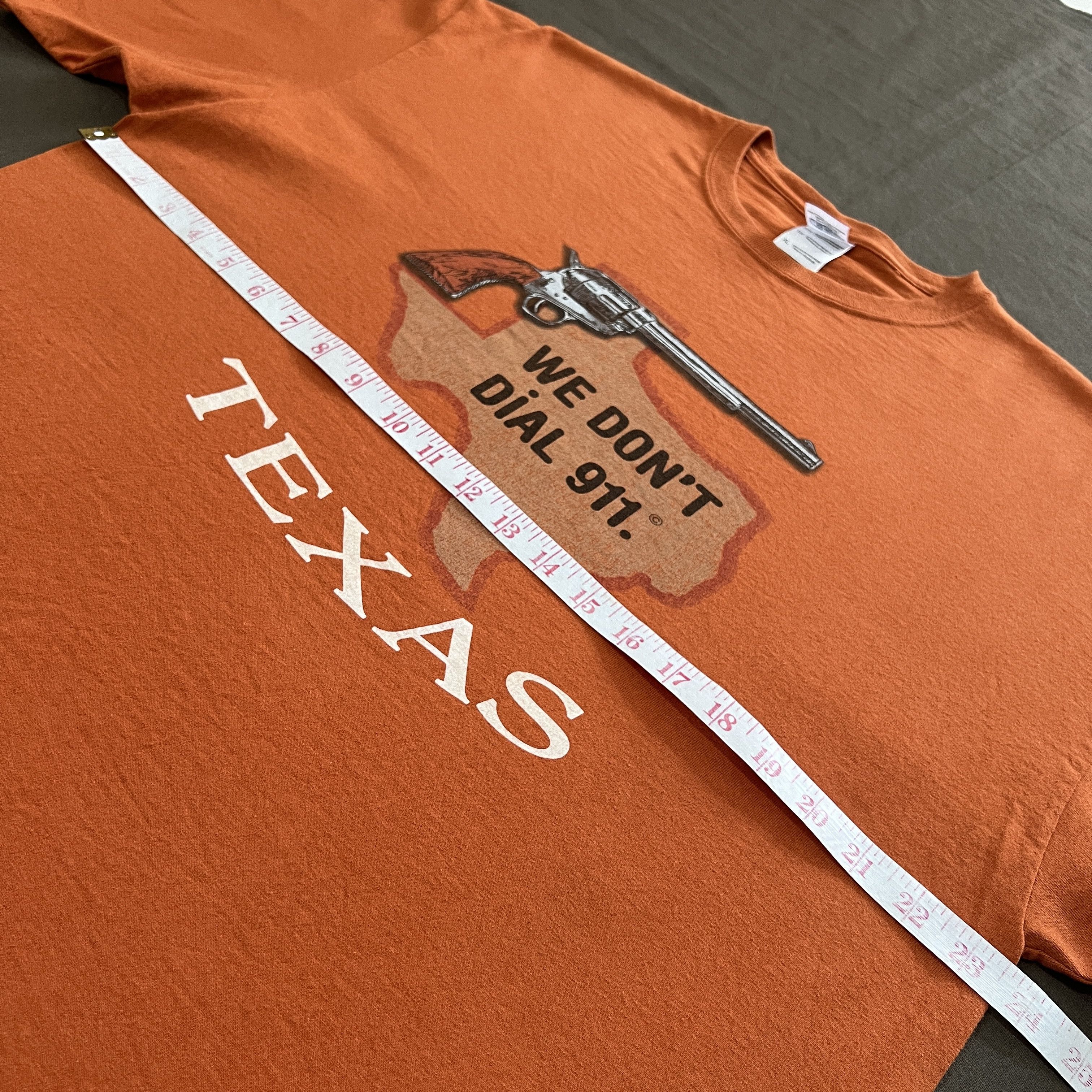 Vintage Vintage Y2K We Don't Dial 911 Tee XL Gun Size US XL / EU 56 / 4 - 5 Thumbnail