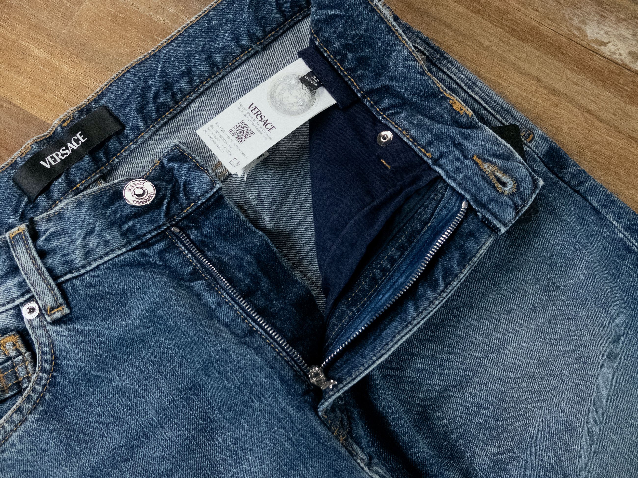 Versace VERSACE blue jeans with barocco print lower cuffs Size 32 q Size US 32 / EU 48 - 10 Thumbnail