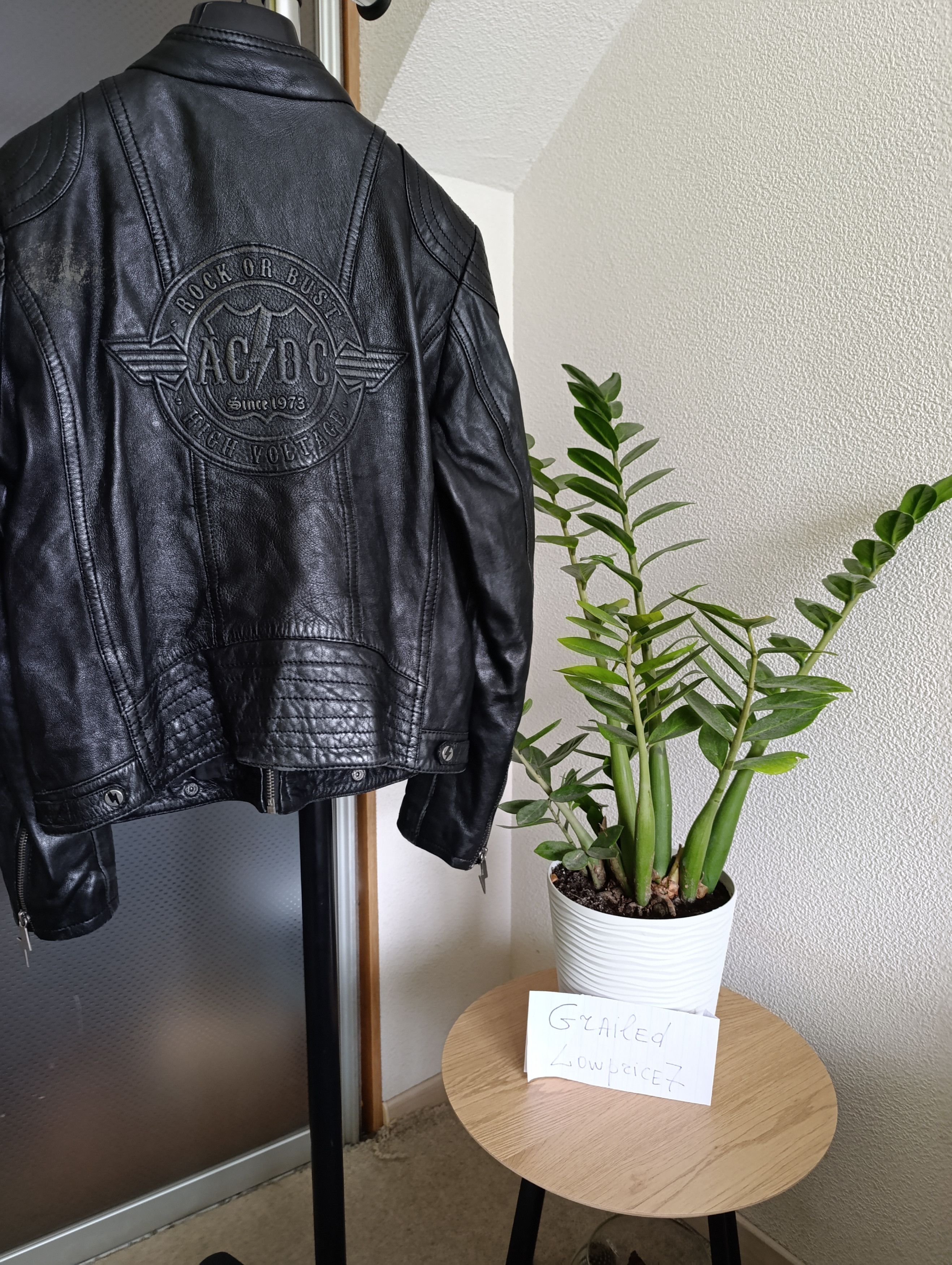 AC/DC EMP SIGNATURE COLLECTION WOMENS LEATHER BIKER JACKET AC/DC Size L / US 10 / IT 46 - 3 Thumbnail