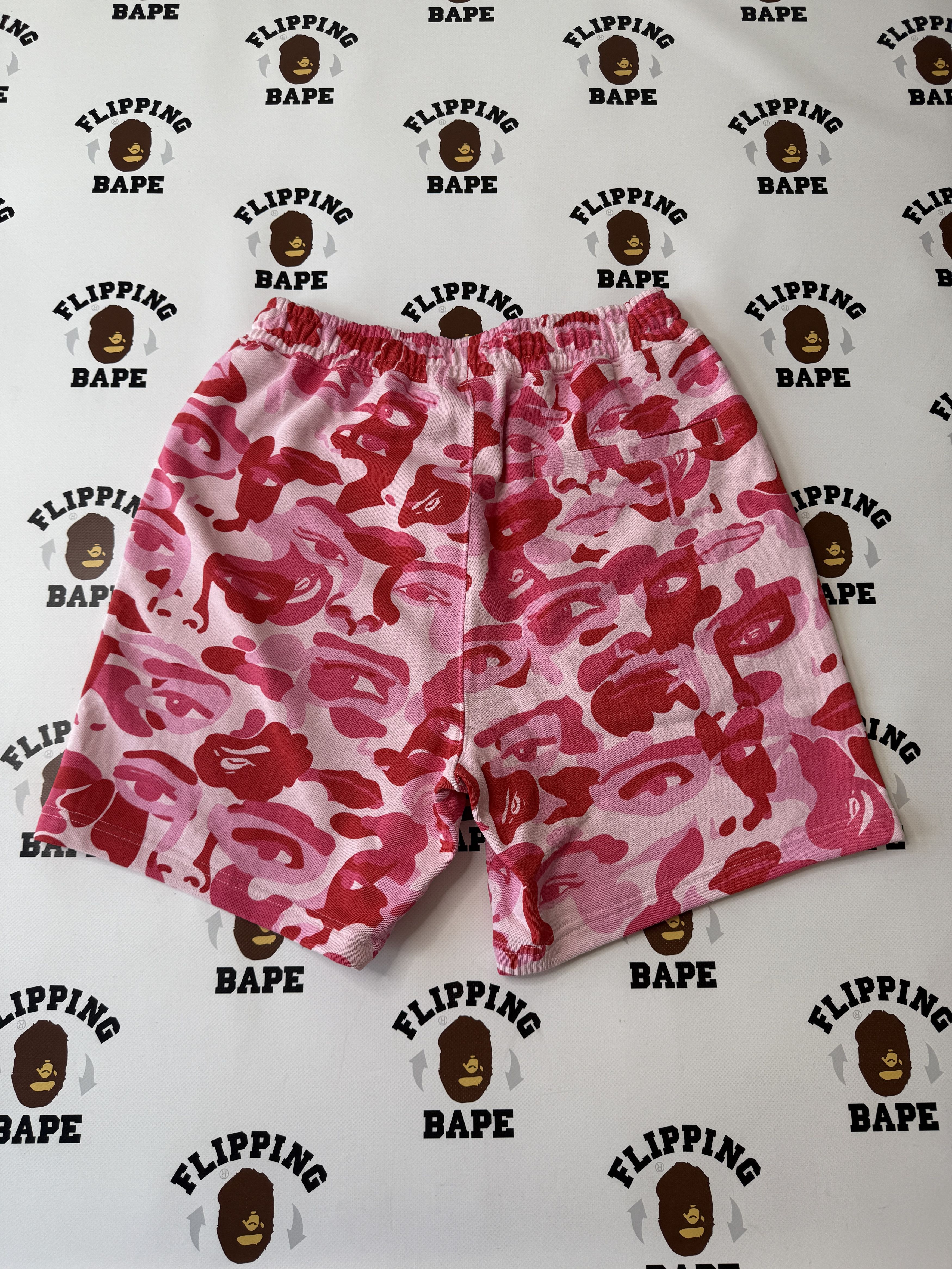 Bape BAPE X KIDSUPER CAMO SWEAT SHORTS Size US 32 / EU 48 - 2 Thumbnail