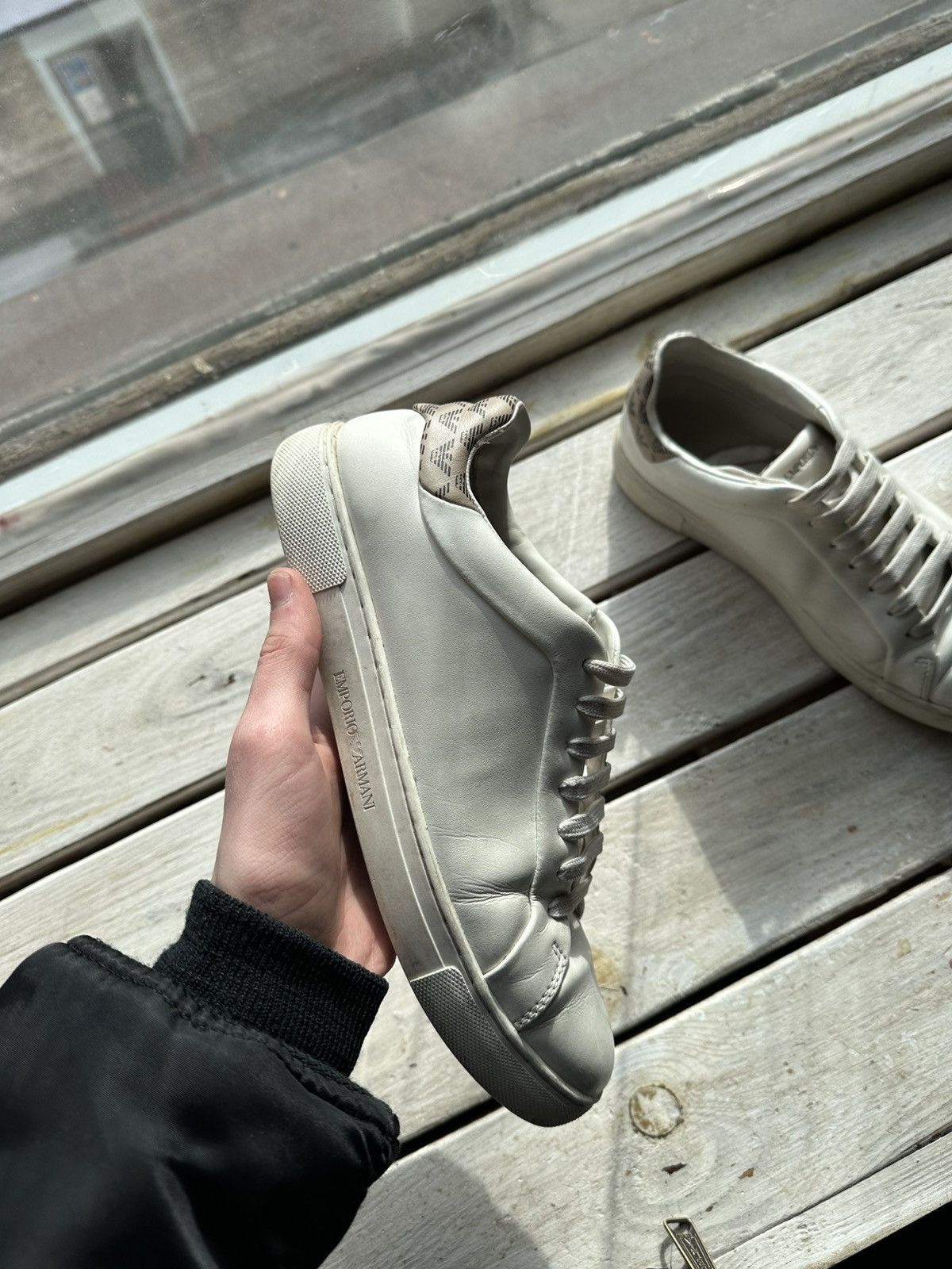 Designer × Emporio Armani × Giorgio Armani 🚨ARMANI WHITE SHOES MINIMALISM SNEAKERS MONOGRAM LUXURY Size US 6 / EU 39 - 2 Thumbnail