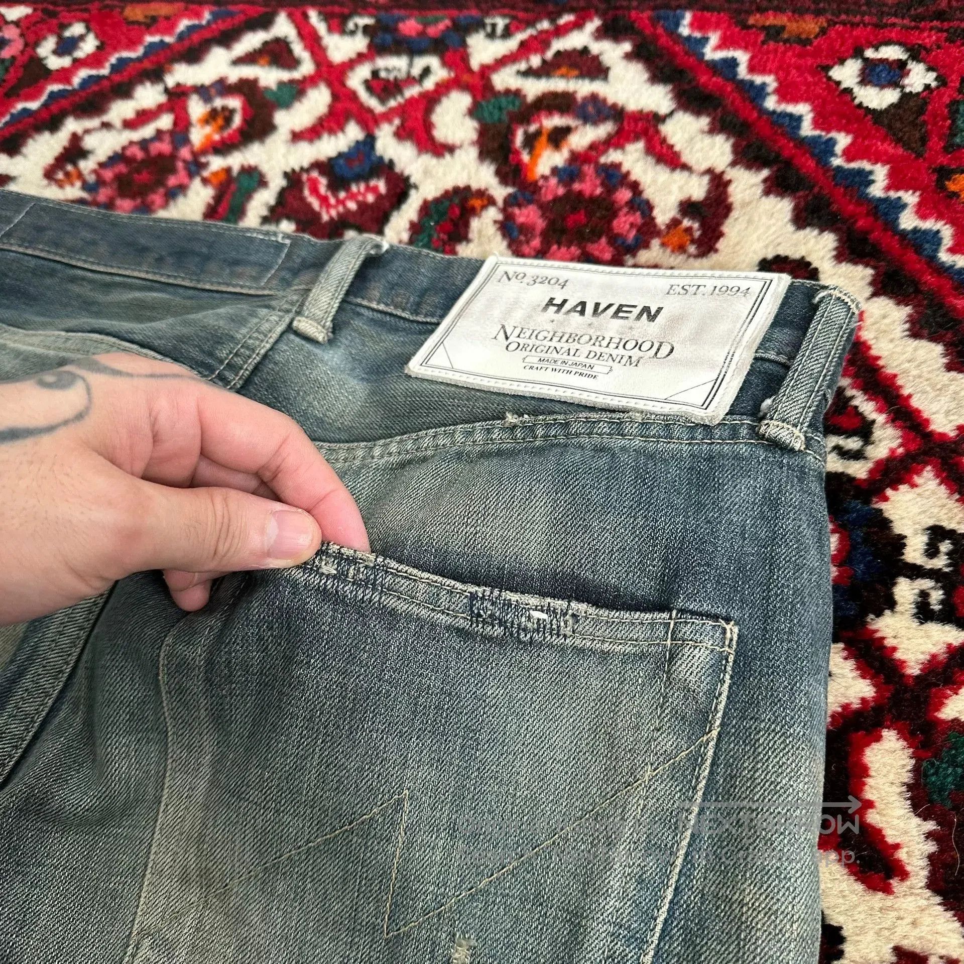 Neighborhood distressed blue jeans with unique detailing. Size US 42 / EU 58 - 5 Thumbnail