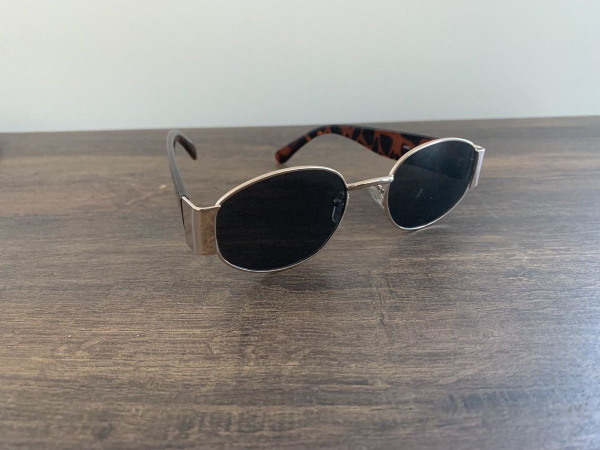 Other Black Sunglasses Size ONE SIZE - 2 Thumbnail