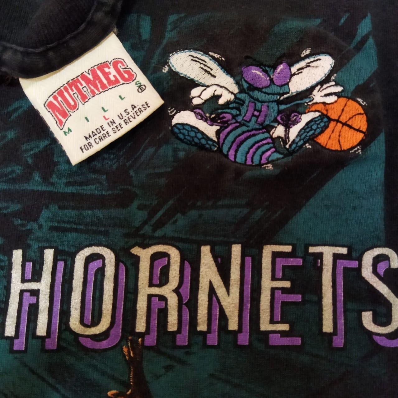 NBA × Vintage Vintage Charlotte Hornets NBA Magic Johnson Tee Size US L / EU 52-54 / 3 - 3 Thumbnail