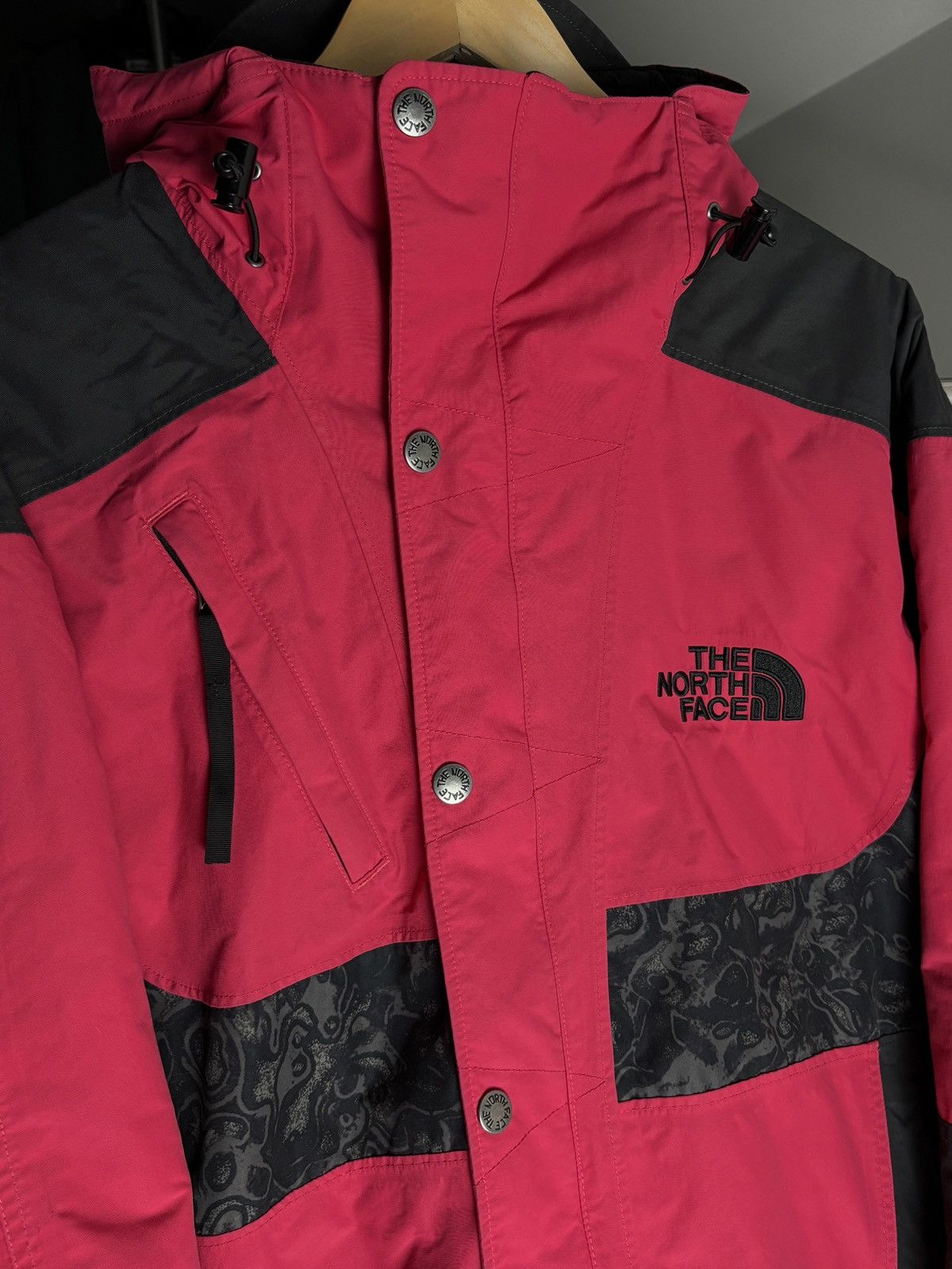 The North Face The North Face Rage Outdoor Gorpcore Winbreaker Jacket Rare Size US M / EU 48-50 / 2 - 3 Thumbnail