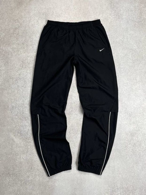 Other VINTAGE NIKE BAGGY NYLON TRACK PANTS Y2K S Size US 31 - 1 Thumbnail